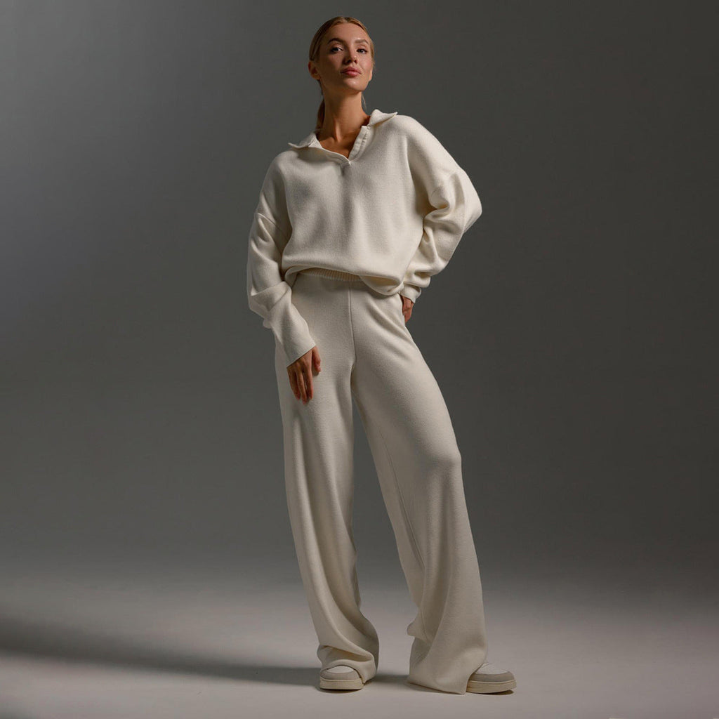 Mollie | Knit Tracksuit with cozy fit and modern silhouette for Women