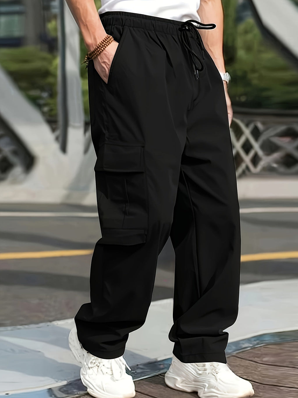 Neev | Relaxed Fit Cargo Trousers with Practical Pockets for Men